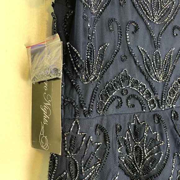 Pisarro Nights Beaded Navy Blue Gown Mesh Short sleeve. Size 12 - Picture 8 of 10